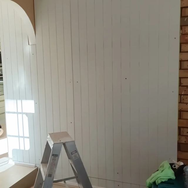 V-groove wall panelling